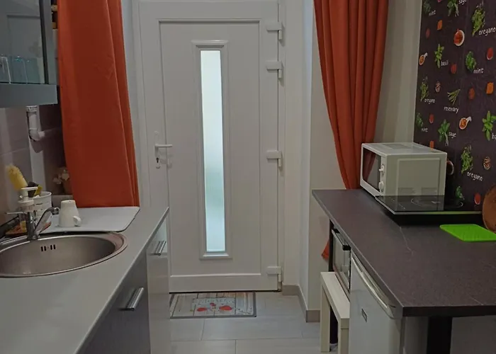 Apartment42 公寓